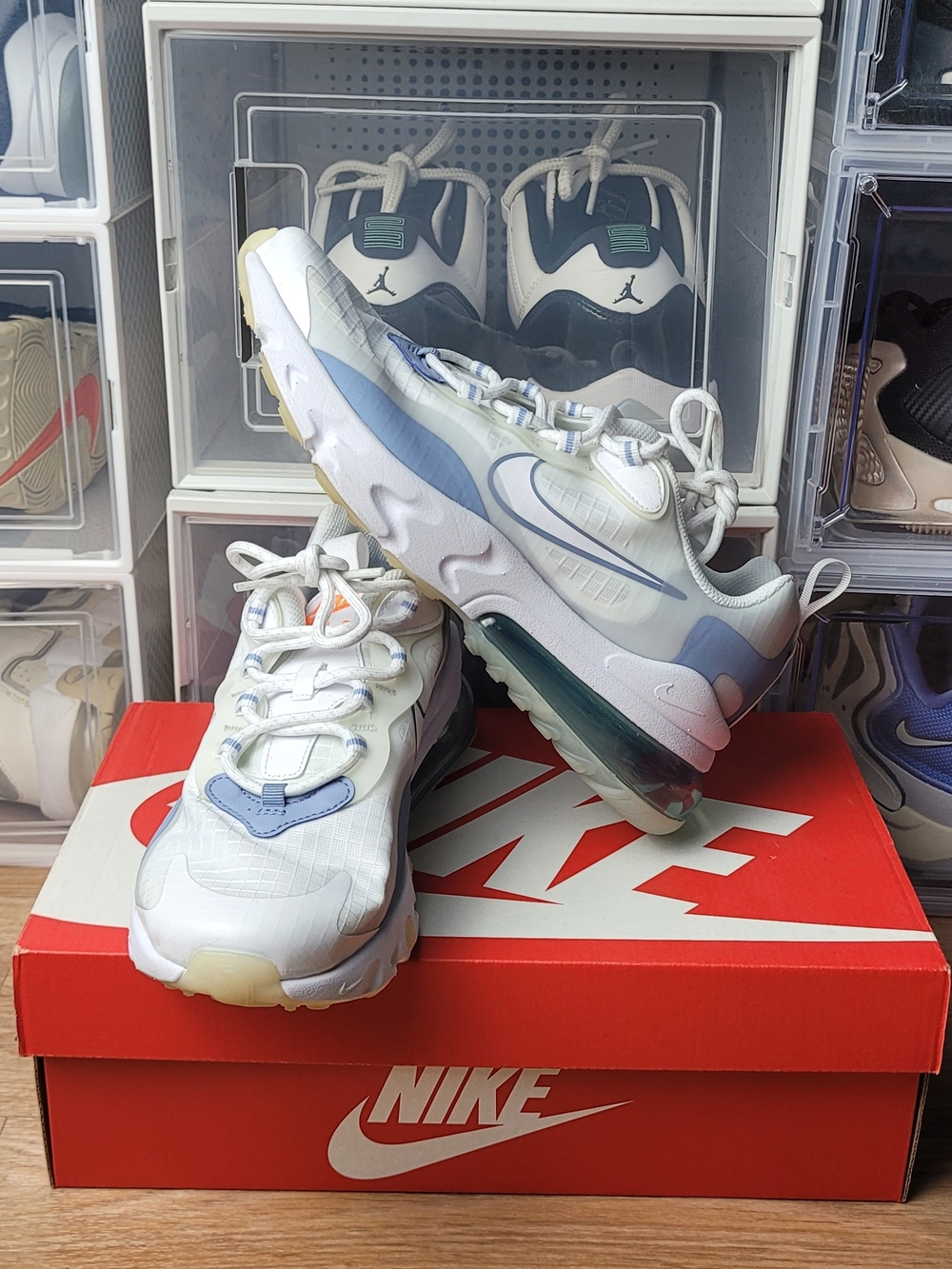 Nike Shoes Womens 8.5 Air Max 270 React Sneakers Running Kids 7 Y White Workout